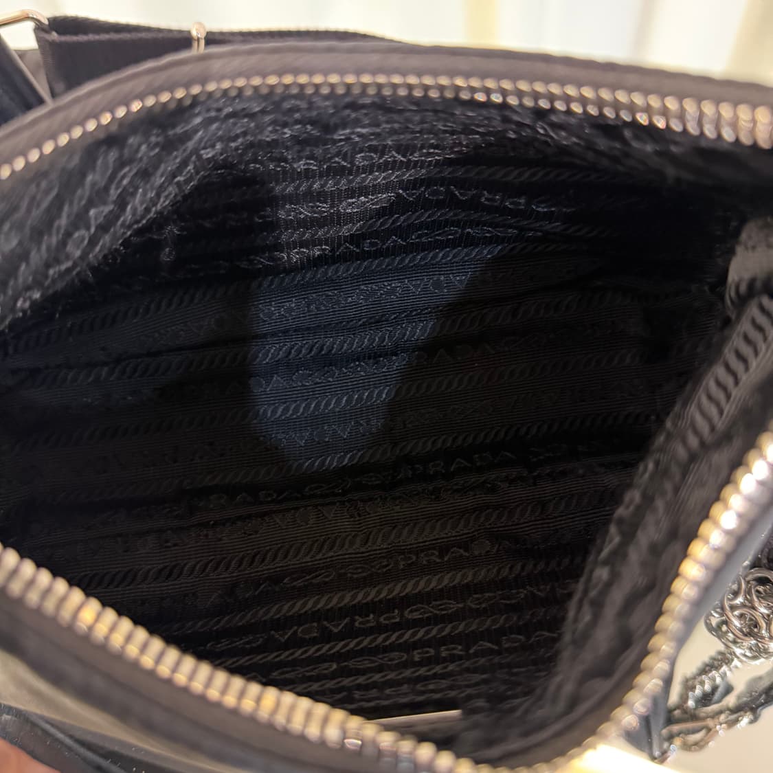 프라다 리나일론 2005 리에디션 테수토 호보백 상품이미지7