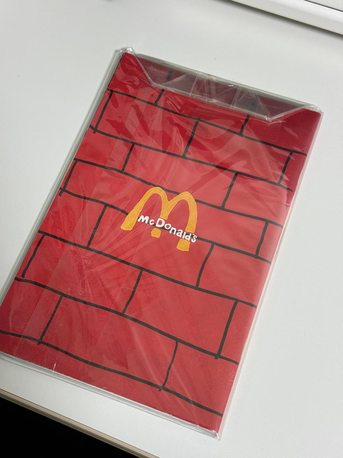 톰삭스 x 맥도날드 아트북 상품이미지2