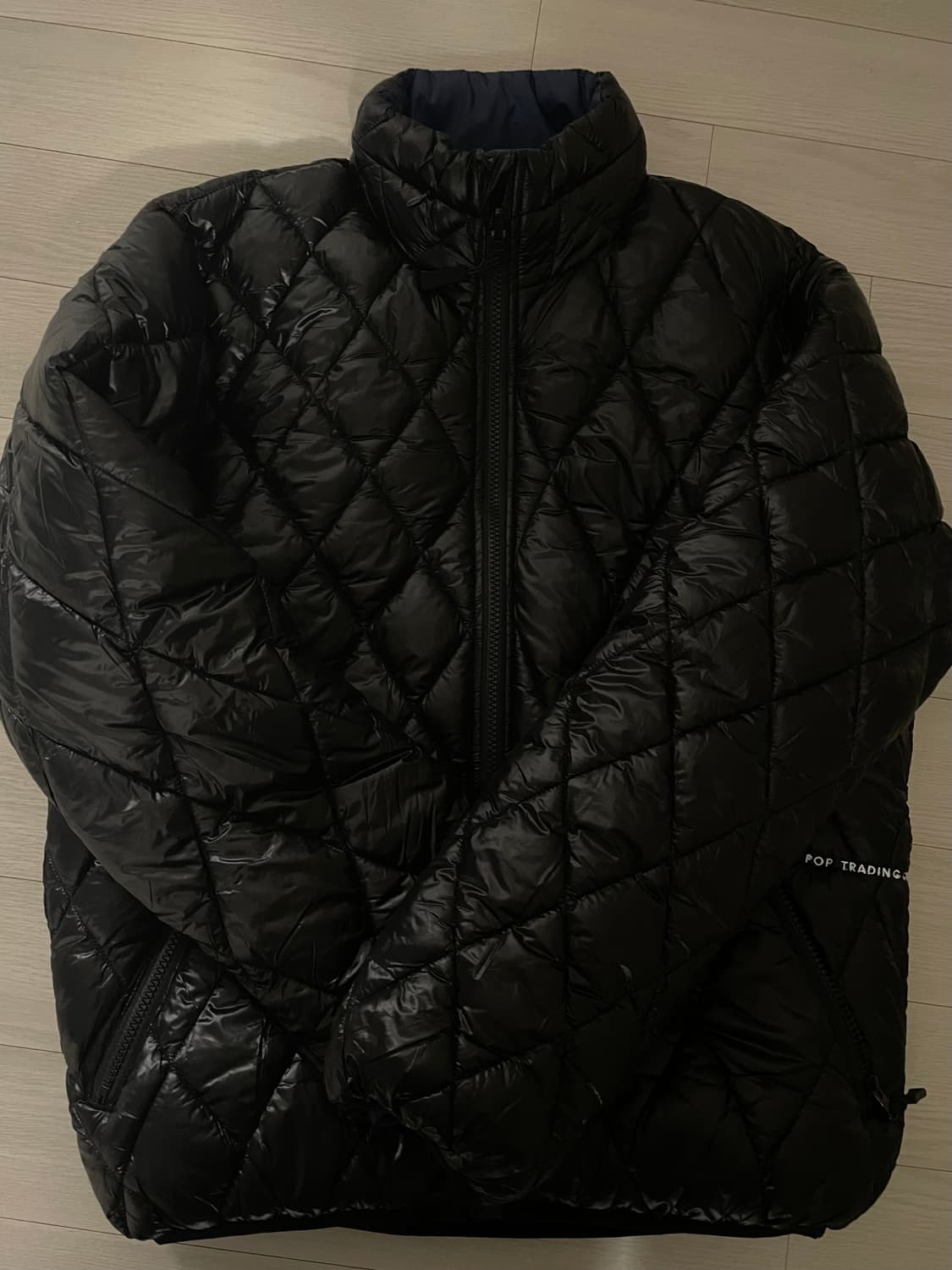 팝트레이딩컴퍼니 리버서블 퀄팅 패딩 블랙/블루 (S) 상품이미지6