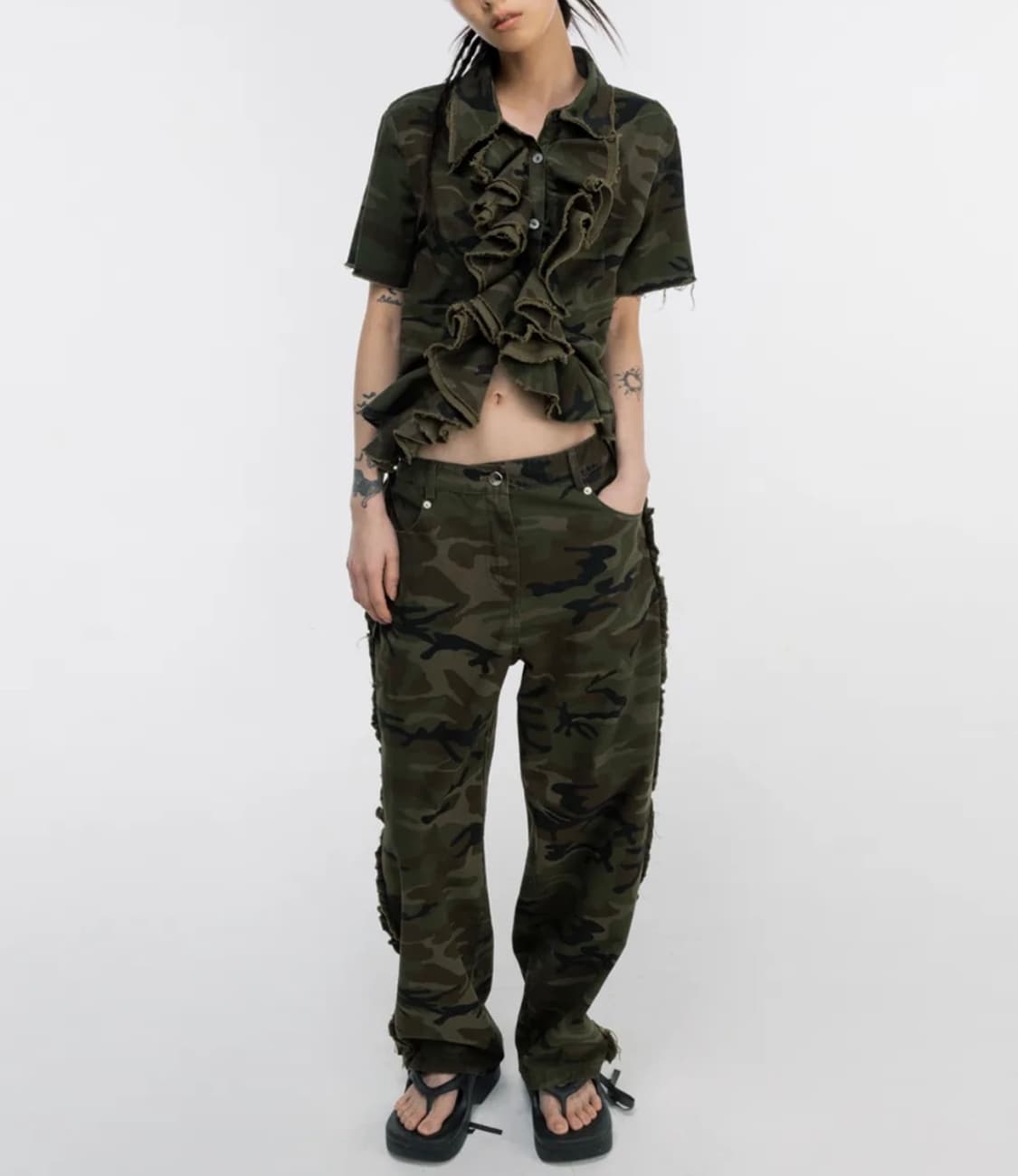 (OS)김미더영 코튼 프릴 카모 팬츠 상품이미지1