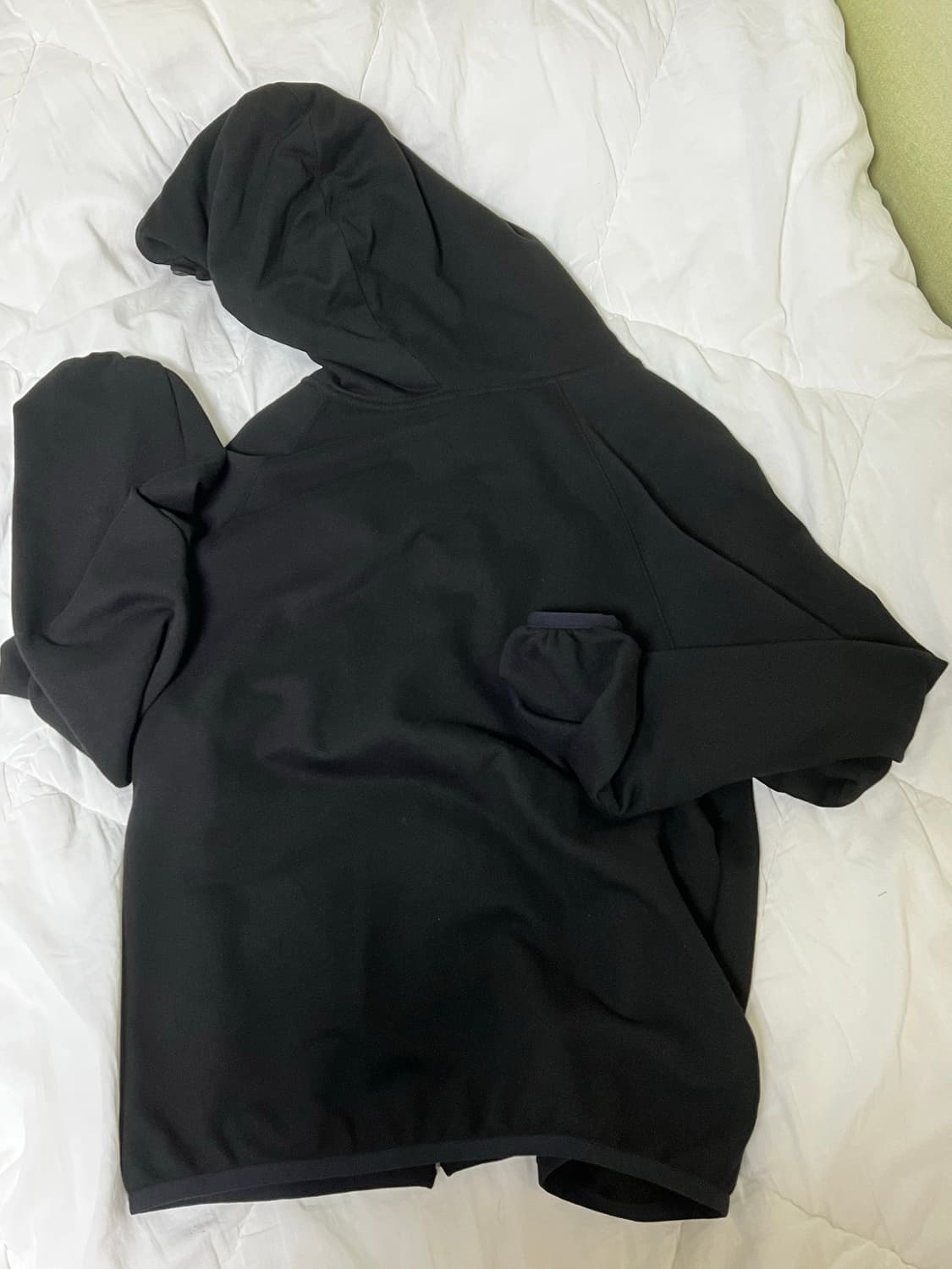 산산기어 버튼 후디 블랙 판매합니다. 상품이미지2