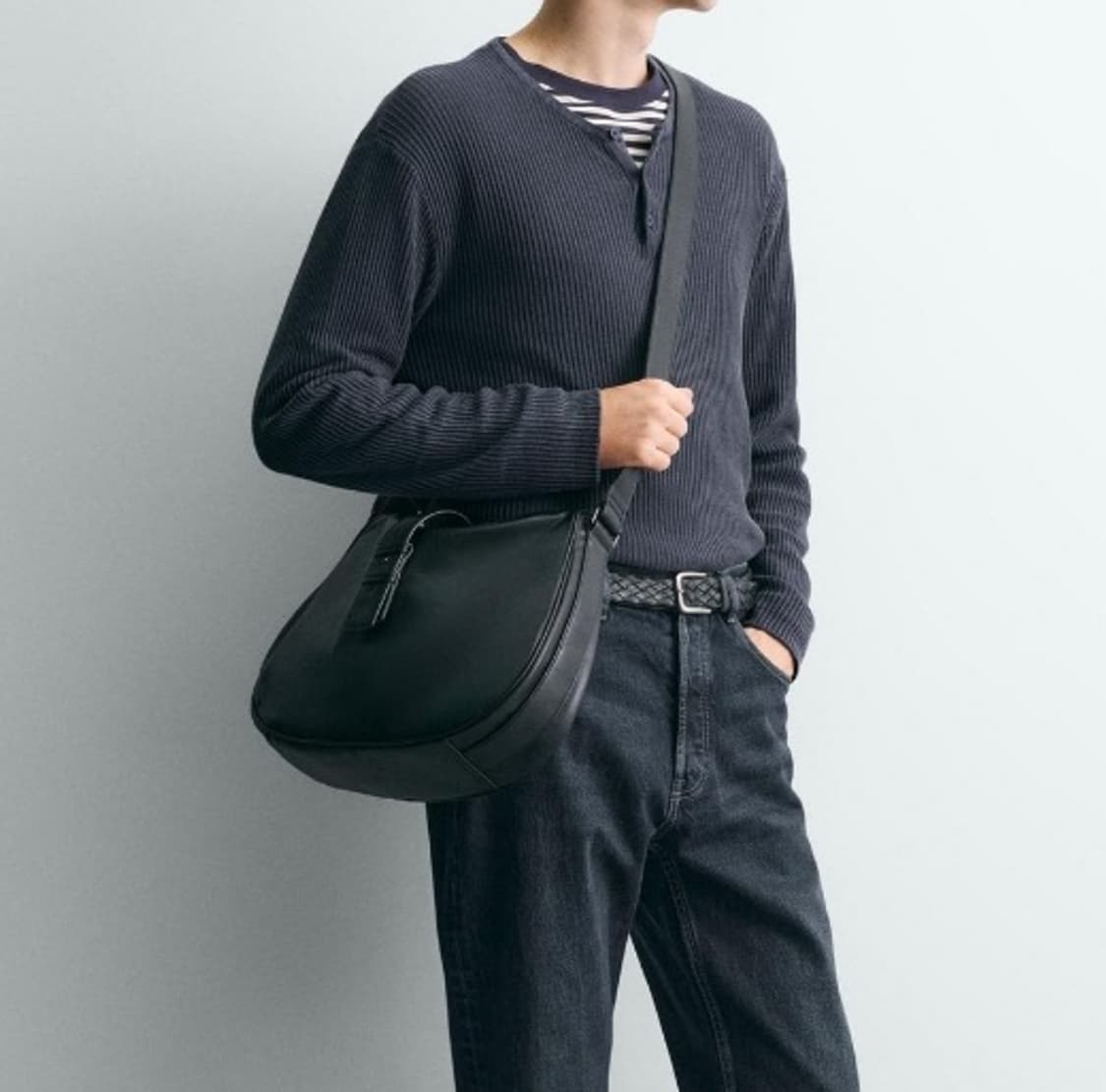 자라 - 플레인 크로스백 상품이미지3