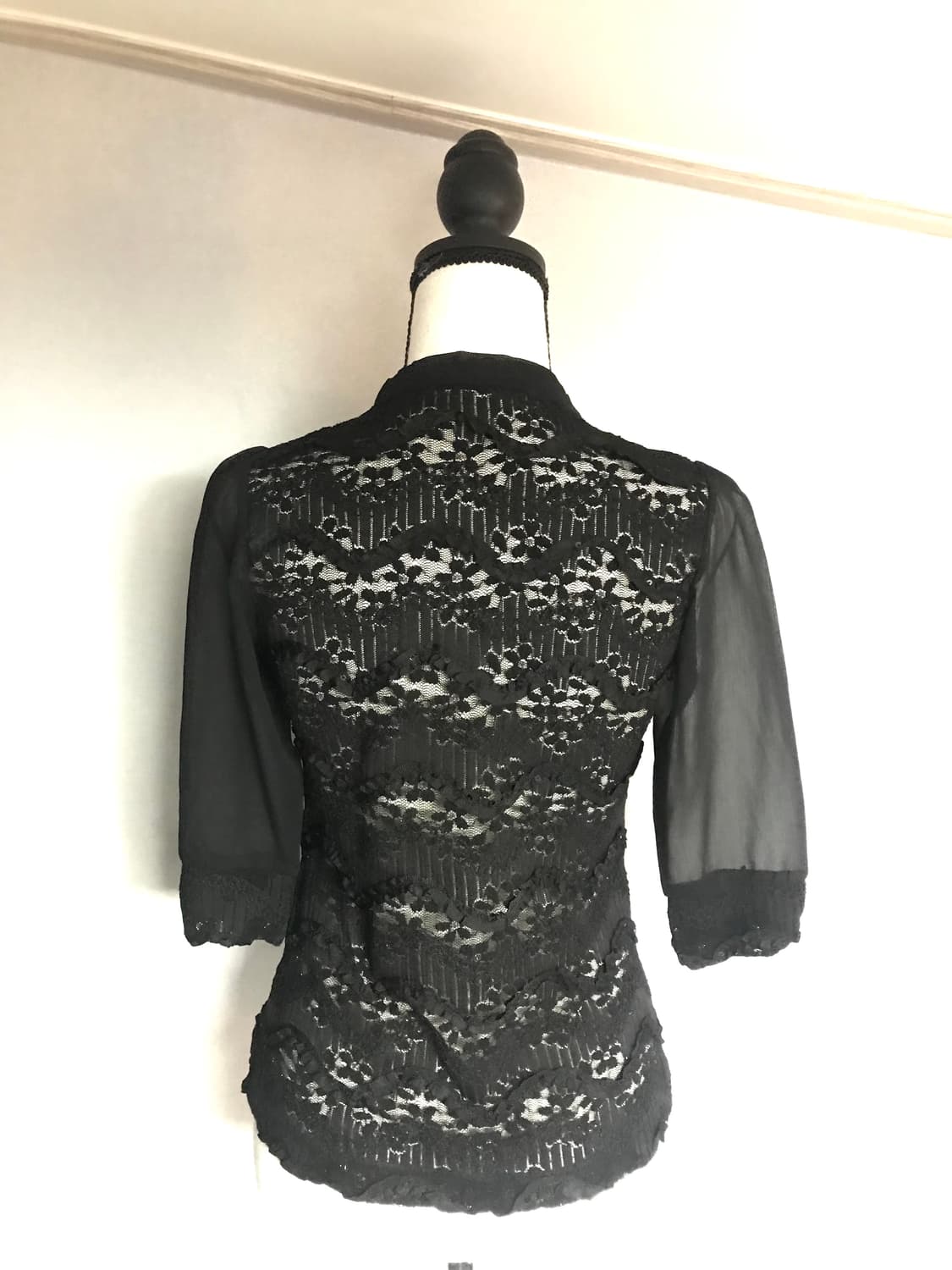 Black Lace Ruffle Blouse 상품이미지4