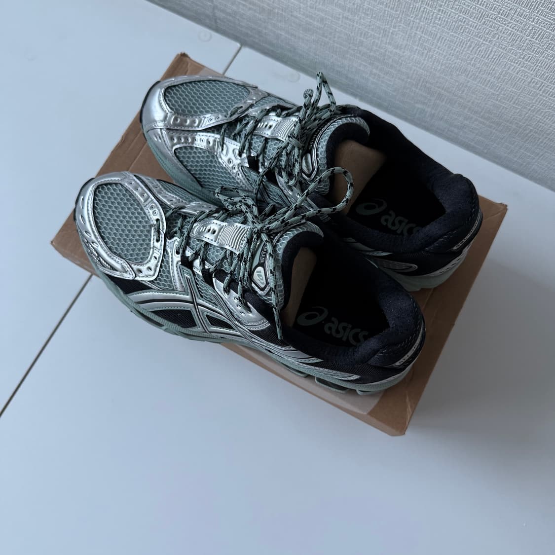 아식스 젤 님버스 10.1 오션 헤이즈 270 상품이미지3