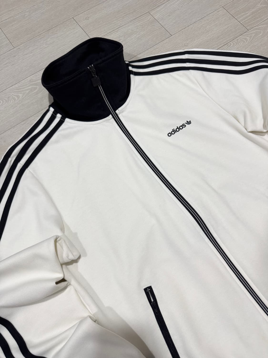 아디다스 베켄바우어 흰검 트랙탑  상품이미지2