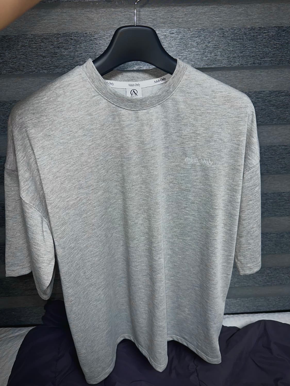 어덜트온리 오버핏 반팔 헬스 티셔츠 L 완전 새제품 상품이미지3