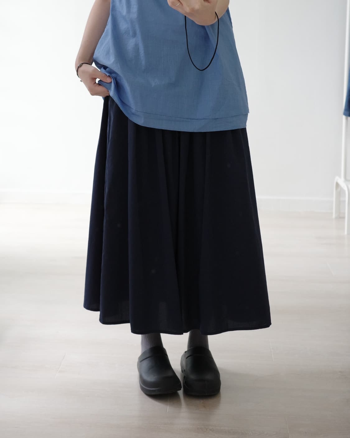  Deep navy volume cotton skirt 상품이미지1