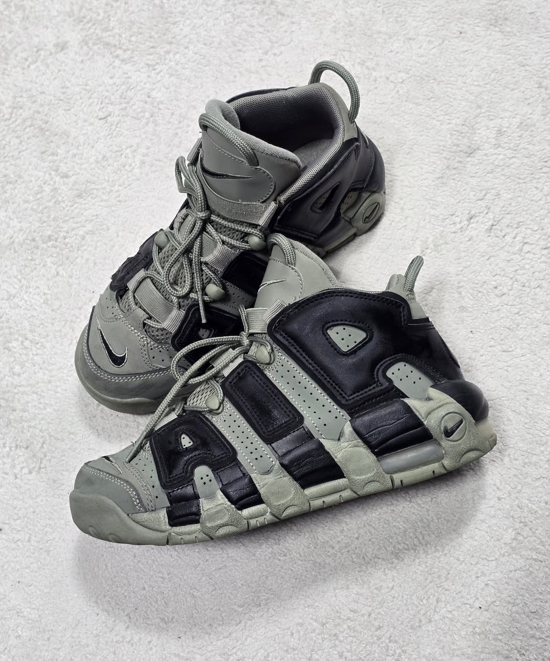 NIKE 나이키 에어 모어 업템포 카키 235 상품이미지2