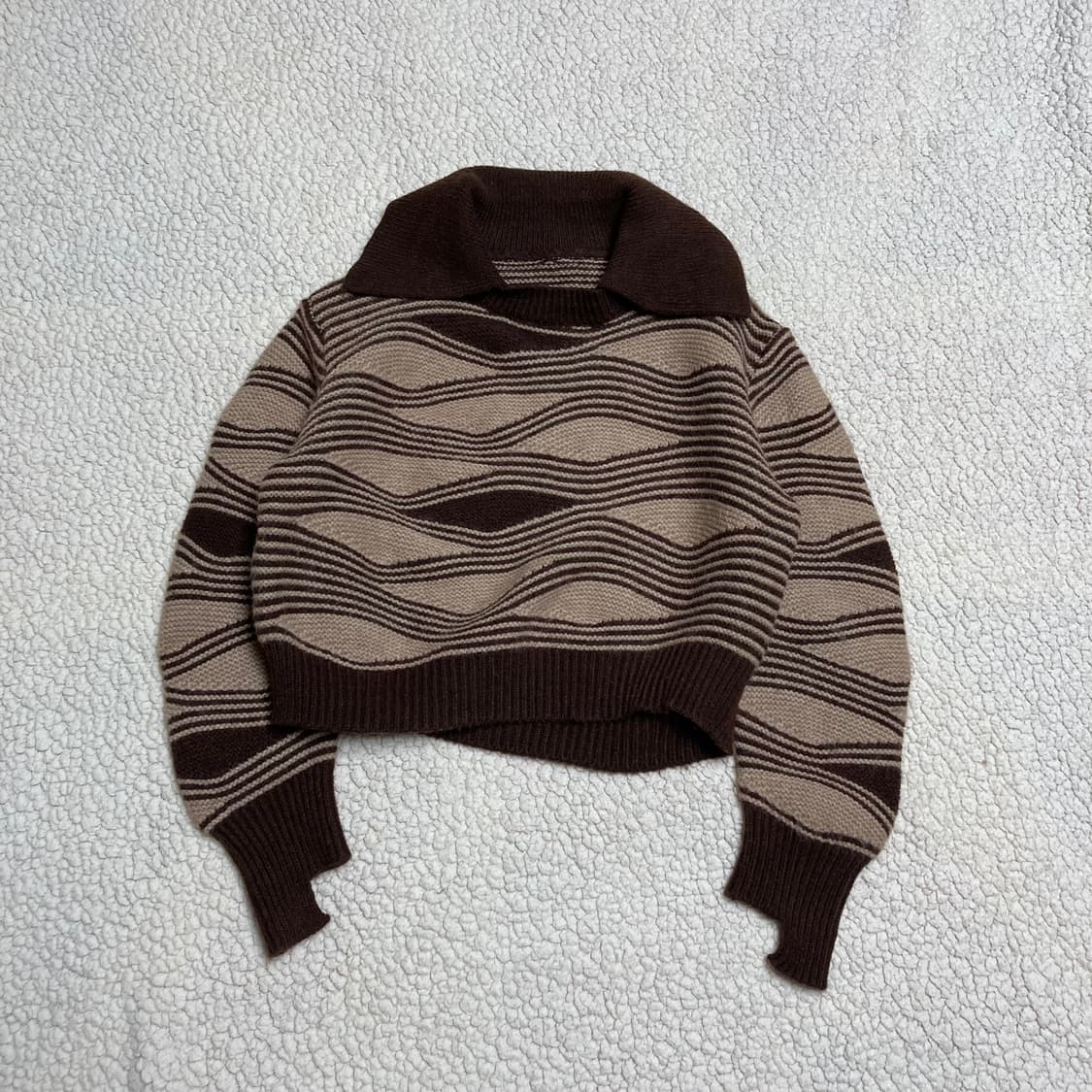 웨이브 크롭 풀오버 상품이미지1