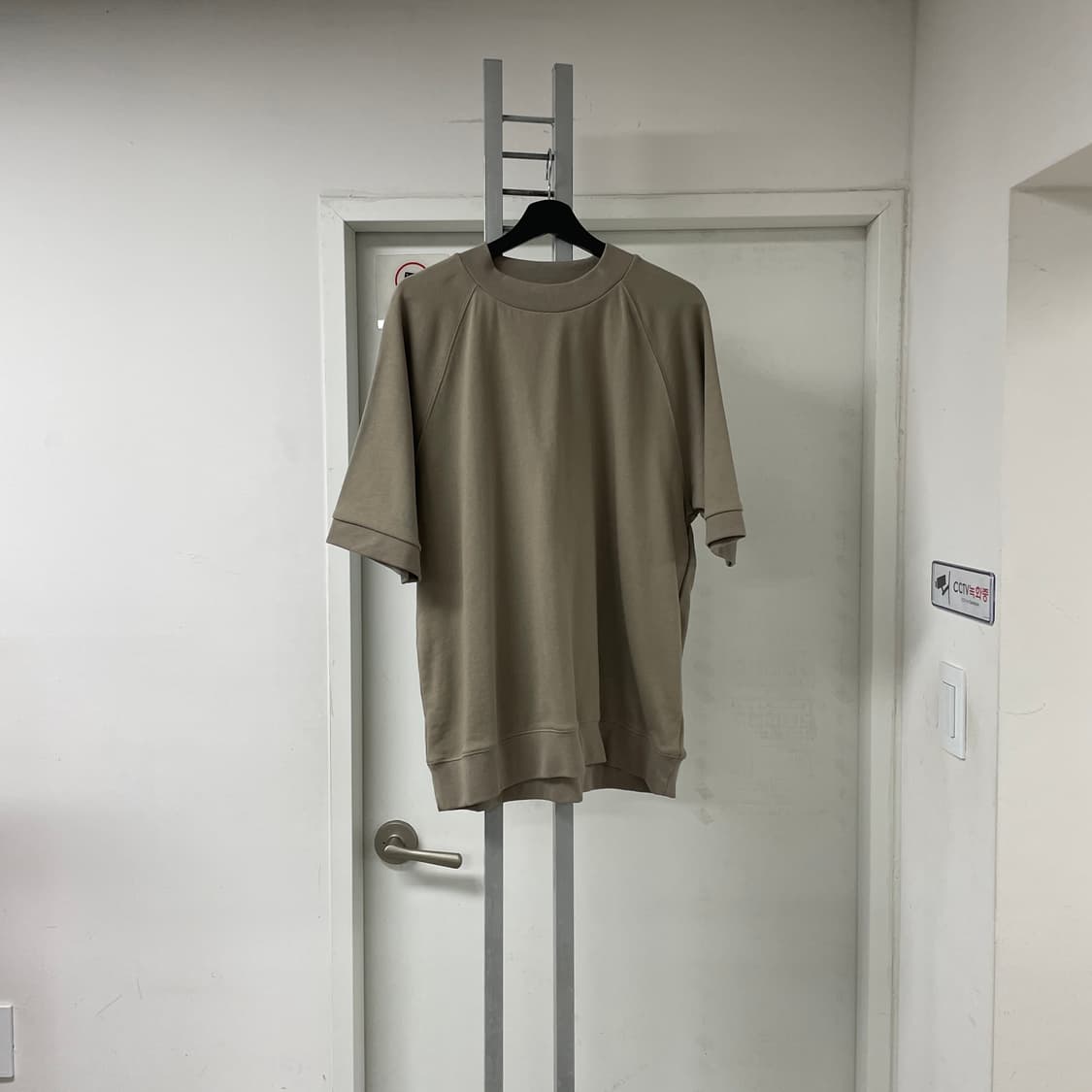 피어오브갓 에센셜 반팔 티셔츠 L 상품이미지1