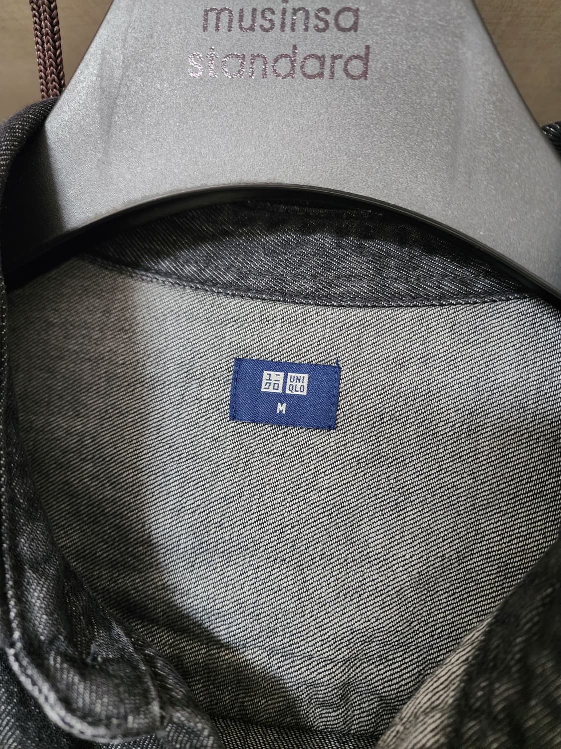 유니클로 데님오버셔츠 476445 09블랙 M사이즈 택만 뗀 새제품 상품이미지3