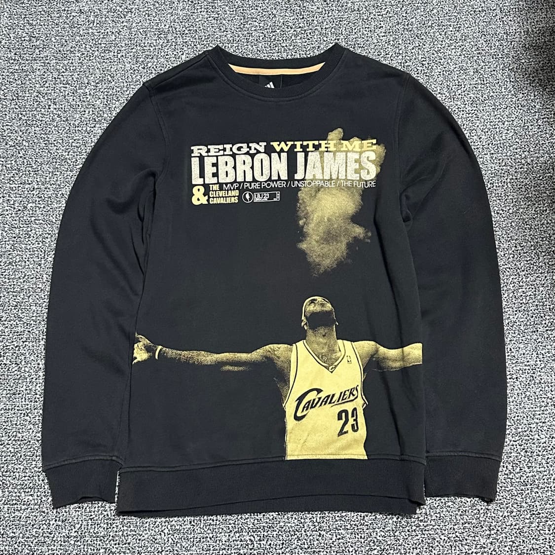 (100) 아디다스 르브론 제임스 맨투맨 상품이미지1