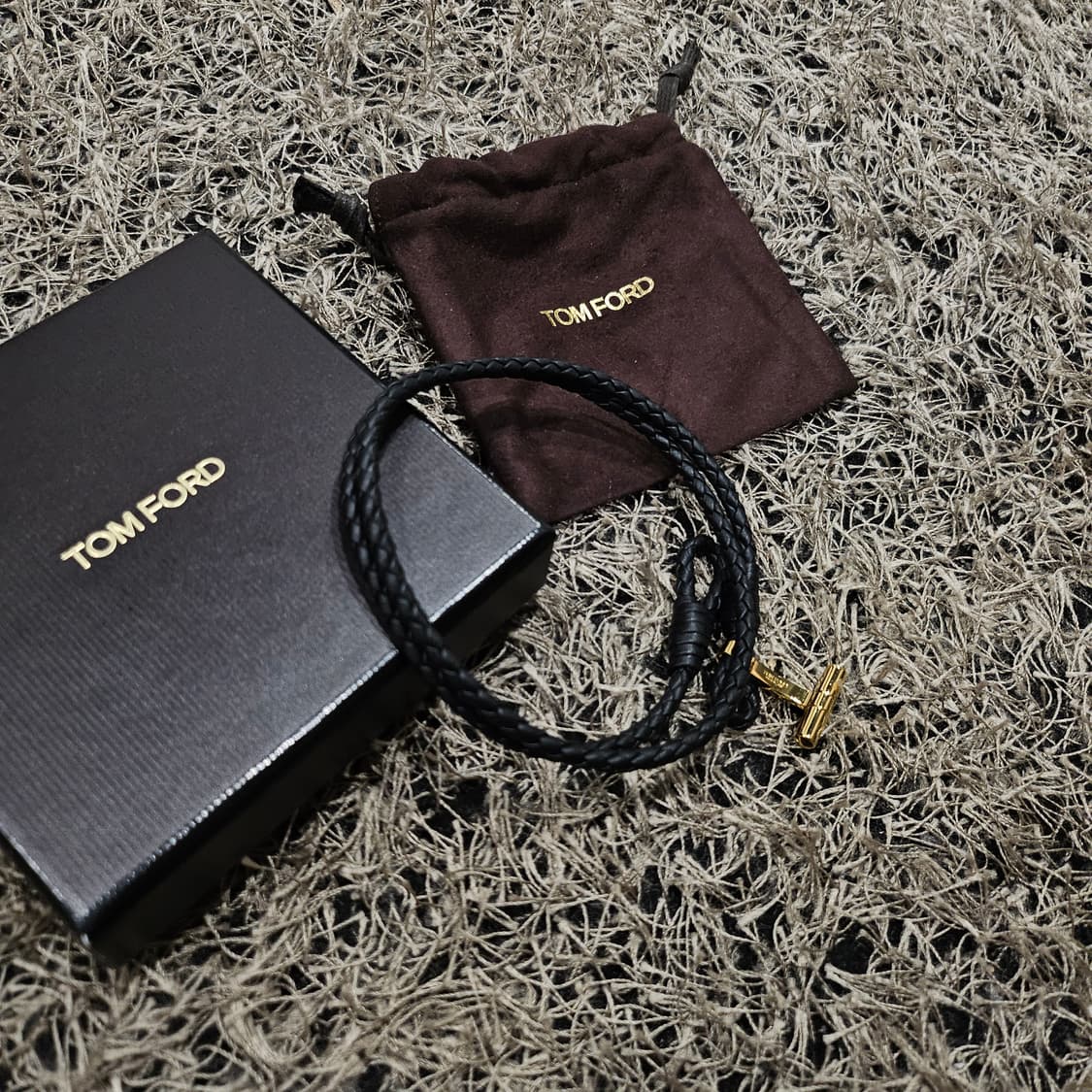 보테가베네타 레더 스트랩 T금장로고 브레이슬릿 상품이미지3