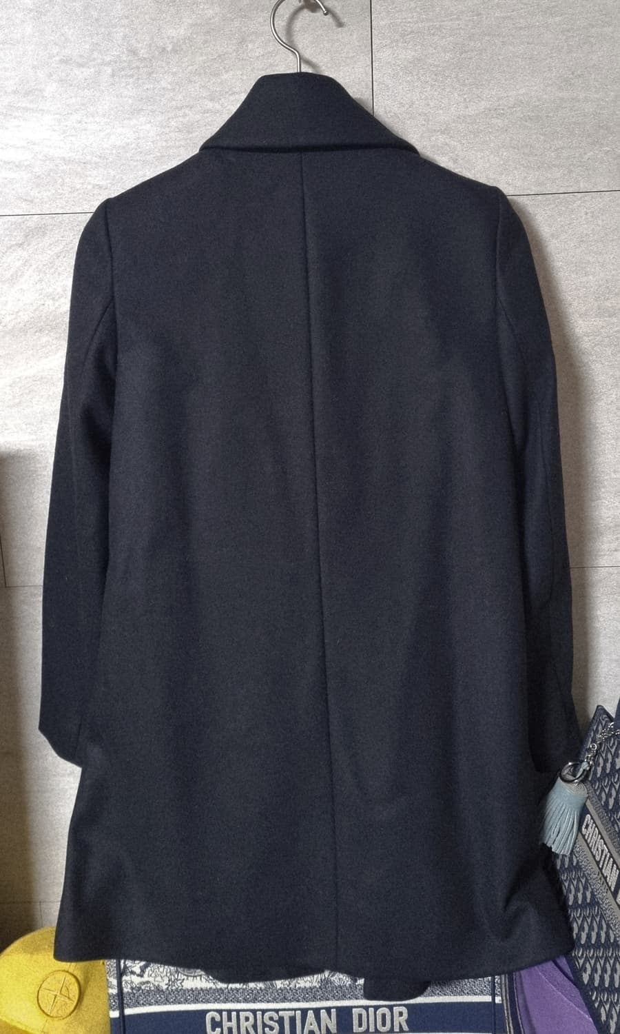 정품) 모스키노  블랙  하트금장 코트  상품이미지7