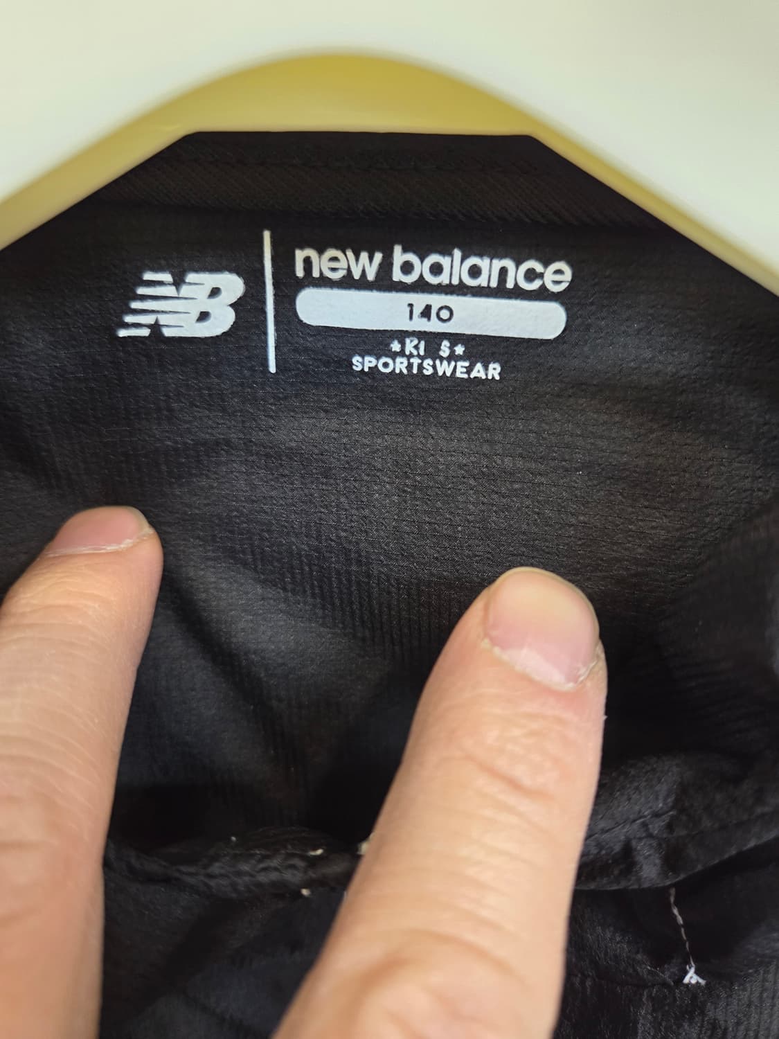 뉴발란스 키즈 주니어 백로고 스티치 초경량 우븐자켓 L 상품이미지4