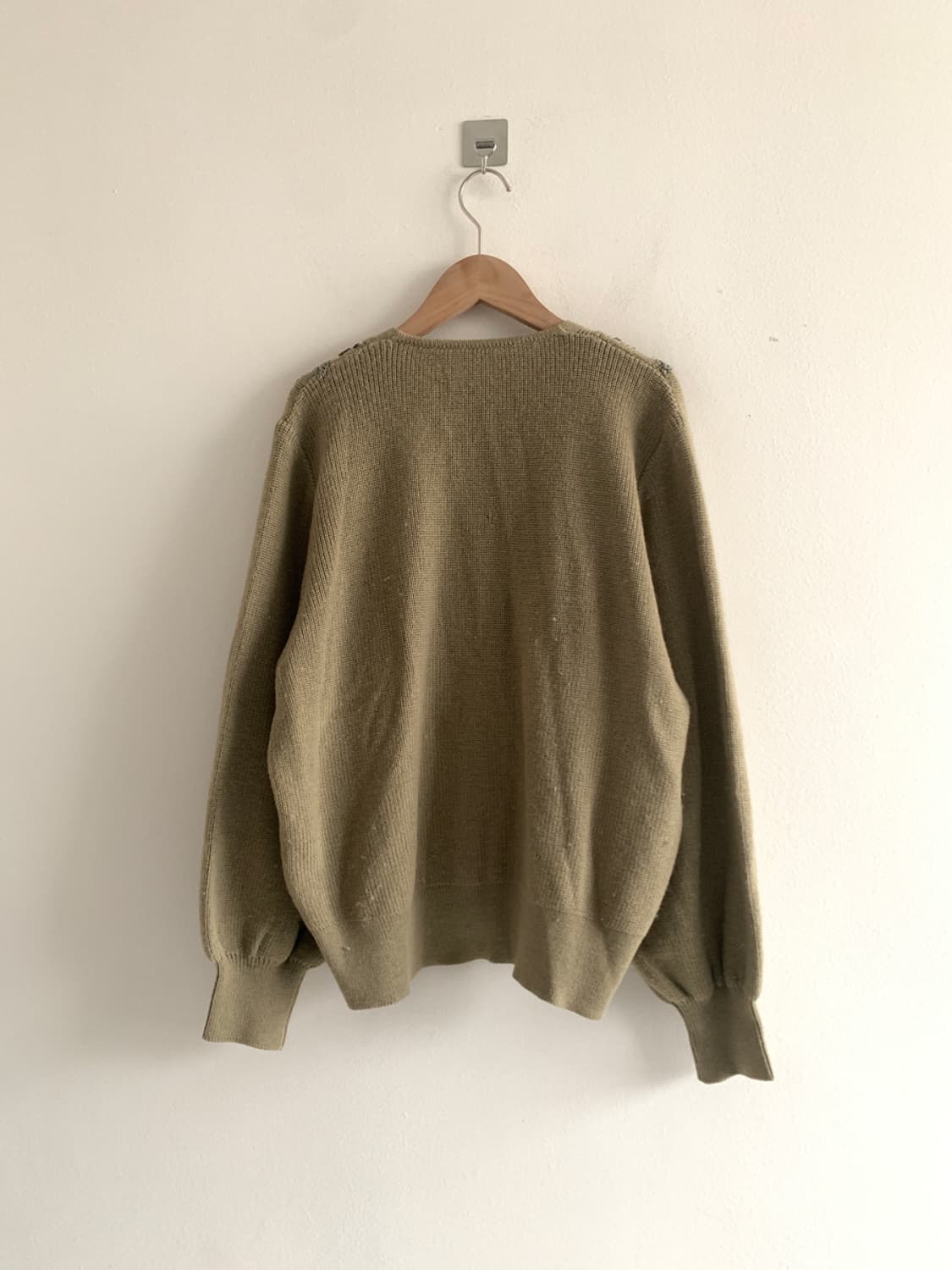 Flower Emboridery Khaki Cardigan 상품이미지7