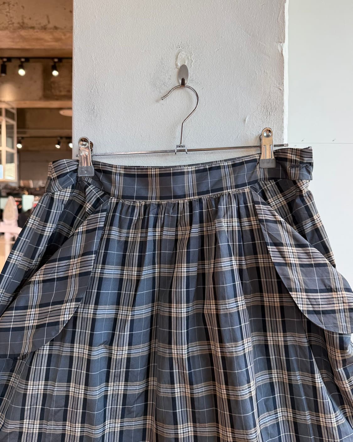 비비안웨스트우드 블랙 체크 폴리에스터 미니스커트  상품이미지3