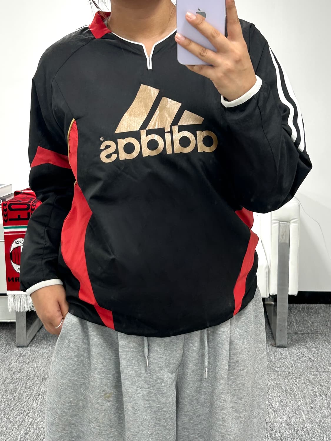 아디다스 00s 올드스쿨 빅로고 웜업 L 상품이미지2