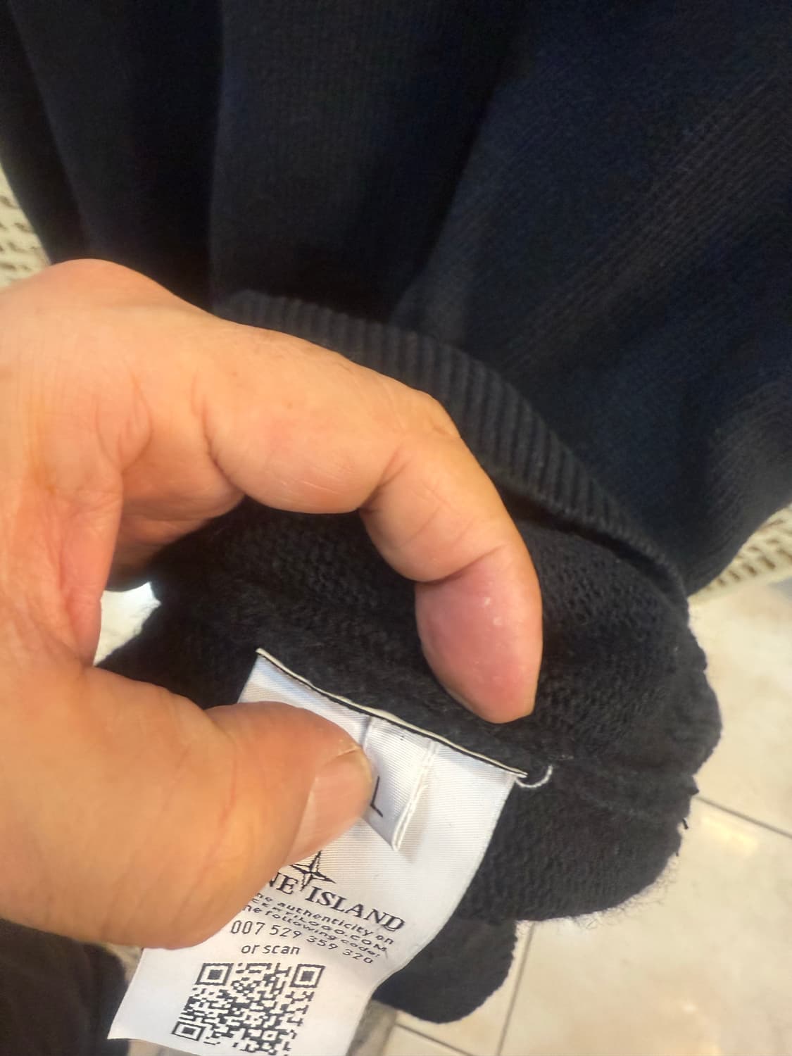 100/19fw 정품 스톤아일랜드 크루넥 니트 팝니다 상품이미지4