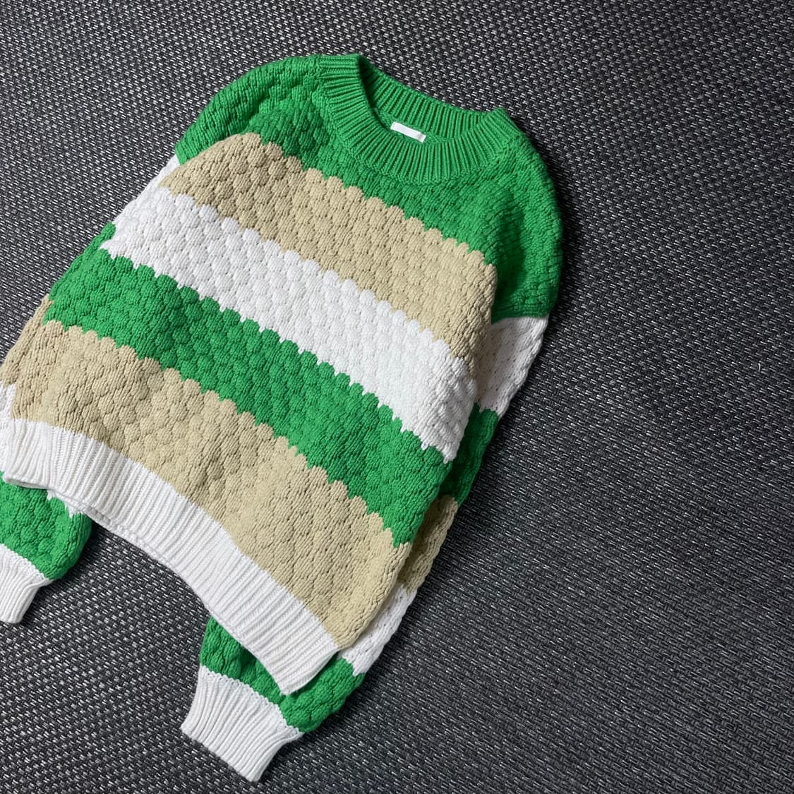 JPN 그린 베이지 화이트 배색 도톰 긴팔 니트 XL 상품이미지4