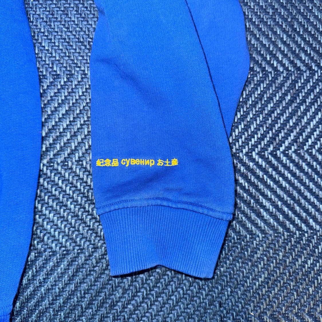 수베니어 유로 후드티 상품이미지5