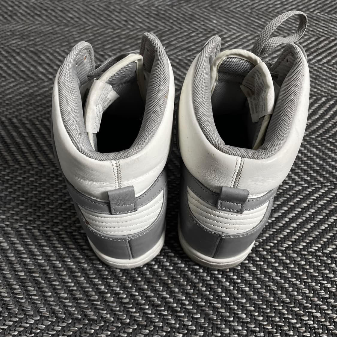 나이키 덩크 하이 레트로 화이트 플래티넘o 3029 상품이미지6