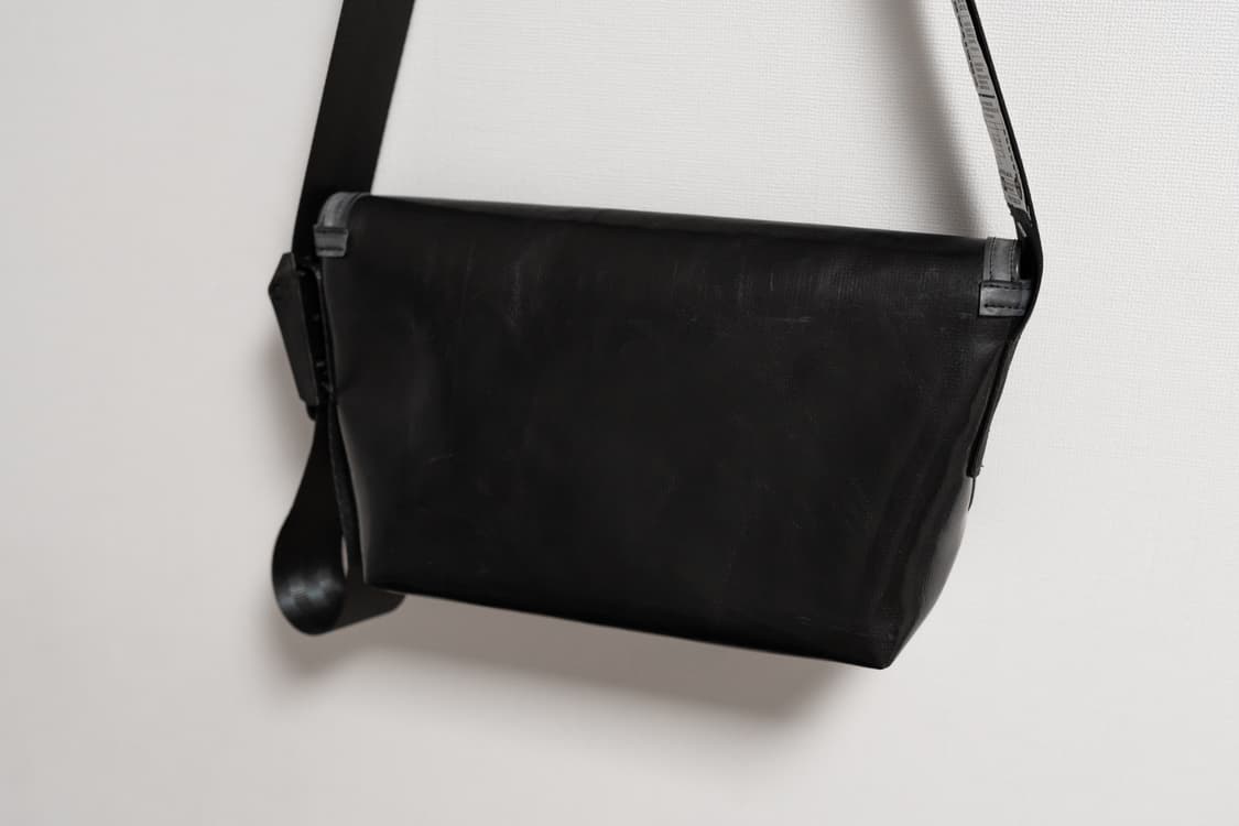 프라이탁 F41 하와이파이브오 하파오 올블랙 크로스백 상품이미지5