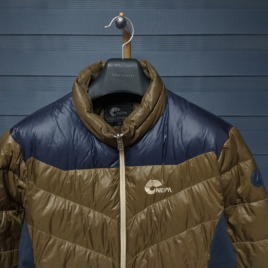 105 ) 네파 남성 스트레칭 오리털 경량패딩 상품이미지4