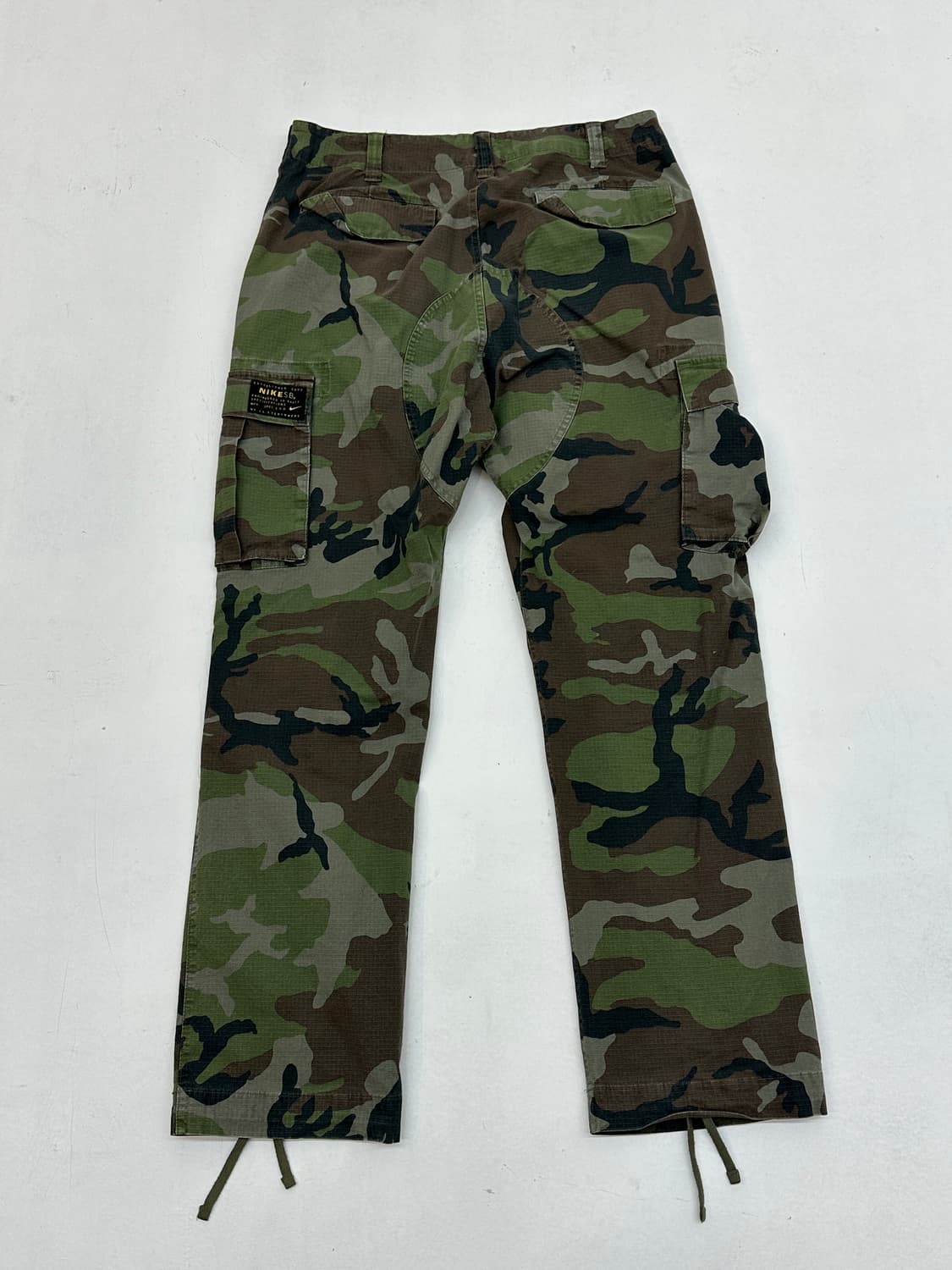 나이키 SB 카모 팬츠 상품이미지2