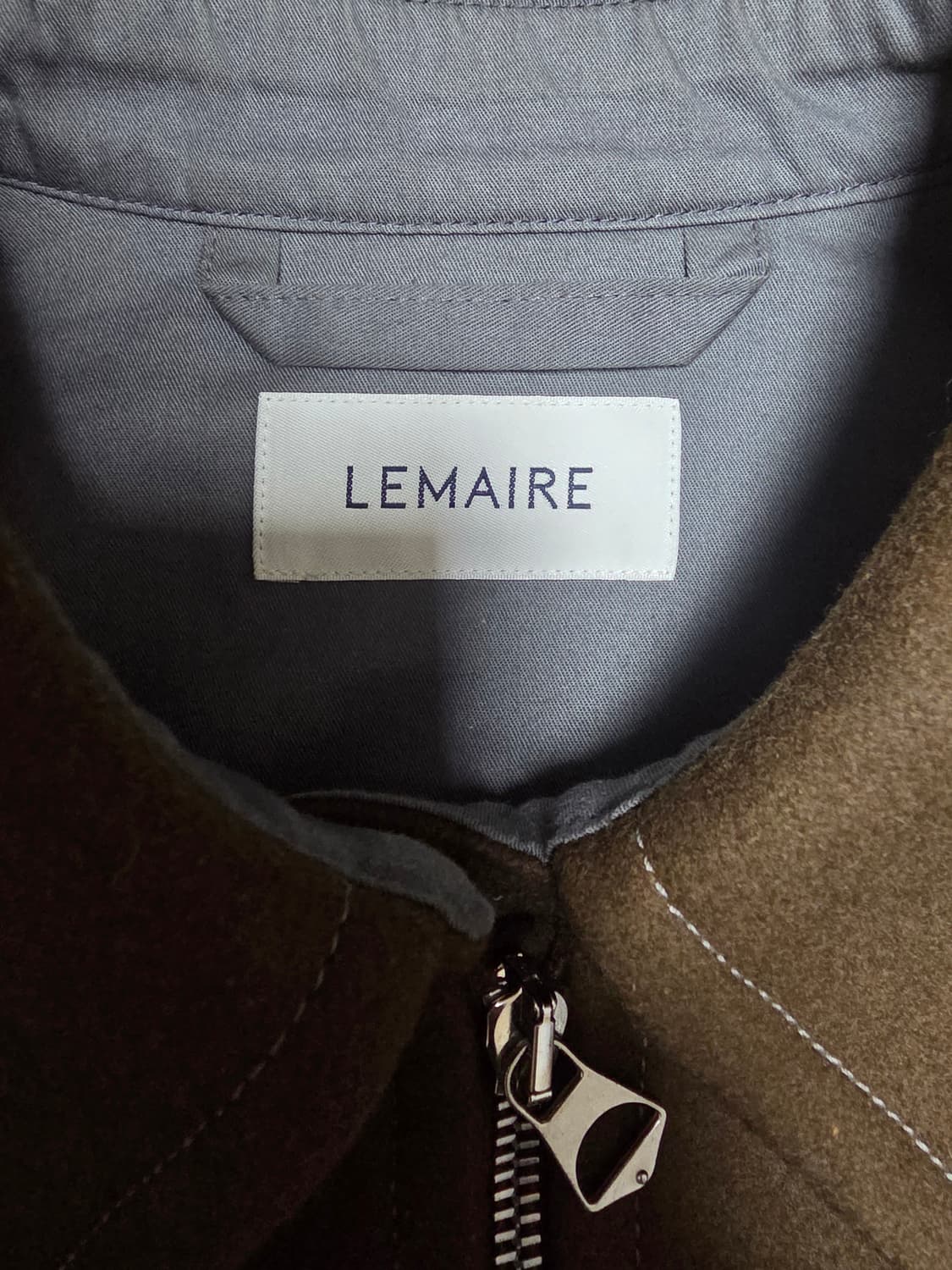 르메르 20fw 울 블루종 브라운 44사이즈 판매합니다. 집업 자켓 상품이미지4