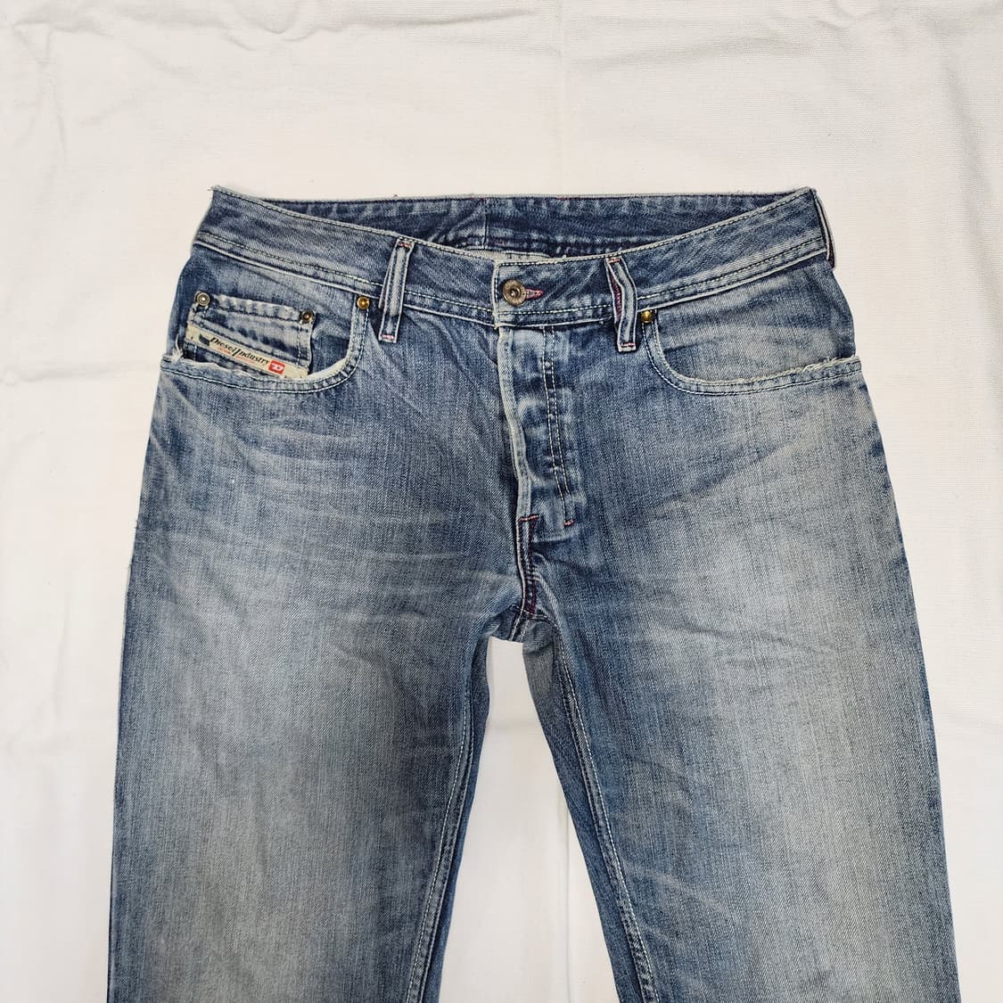 DIESEL 연청 워싱 데님팬츠 상품이미지6