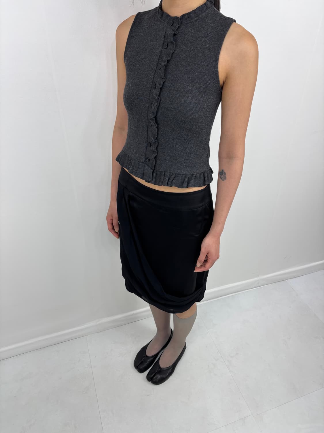 ZARA FRILL KNIT SLEEVELESS 상품이미지1