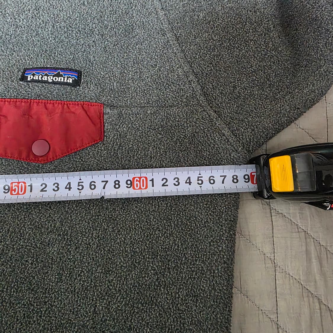 [M/L] 파타고니아 신칠라 플리스 스냅 풀오버 다크그레이/레드 상품이미지7