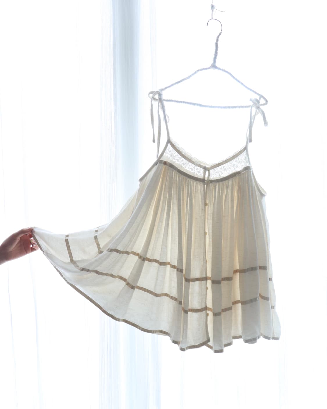 [Beams Boy] Satin Tape Gather Camisole 상품이미지4
