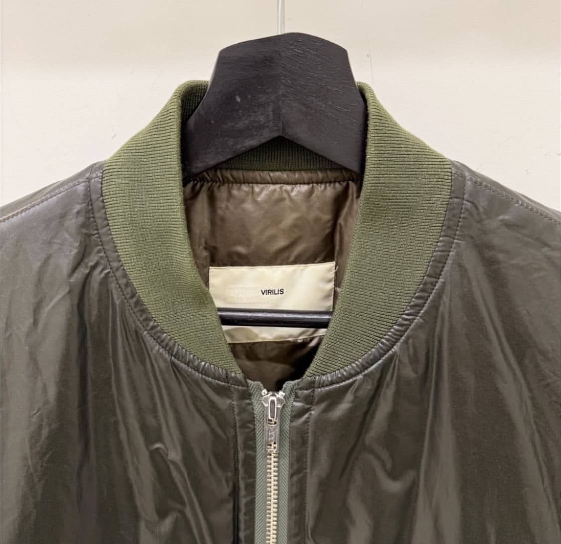 토가 비릴리스 봄버 자켓 상품이미지2