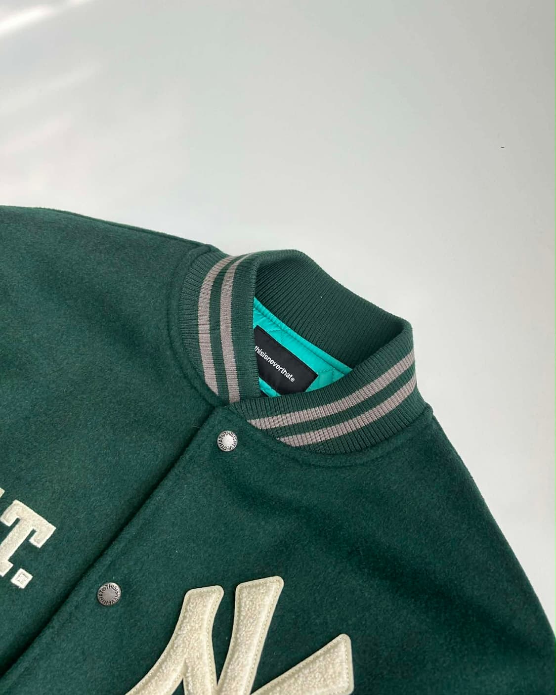 [XL] 디스이즈네버뎃 x 뉴에라 NY 가죽 바시티 자켓 상품이미지6