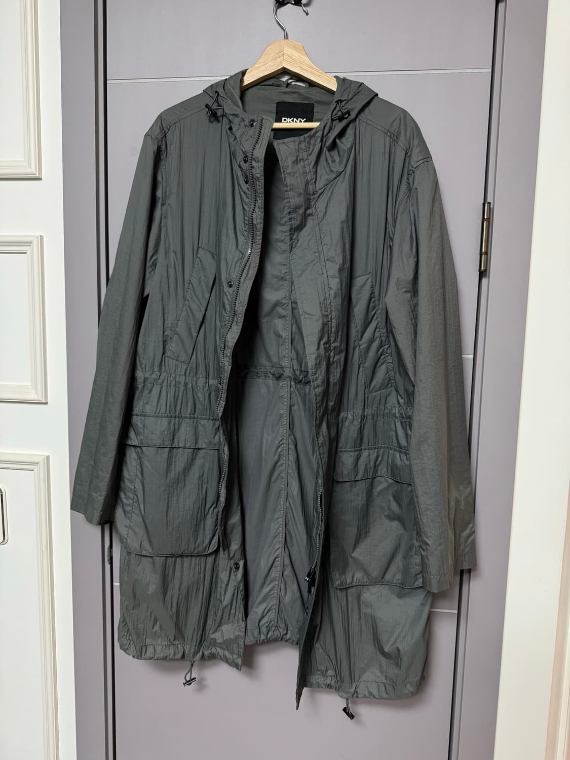 DKNY 바람막이 후드 코트 상품이미지1