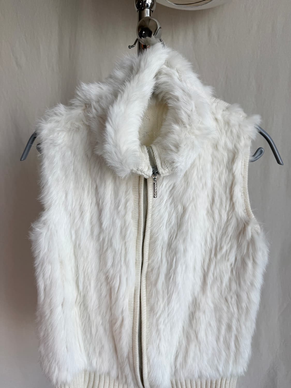 래빗 퍼 집업 베스트 상품이미지2