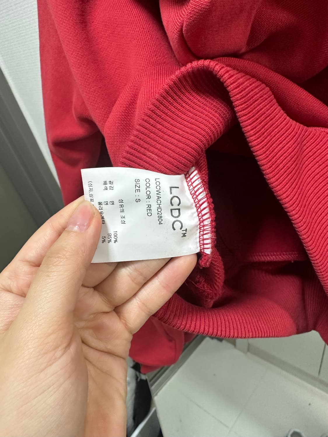 LCDC 크롭 레드 후드티 상품이미지5