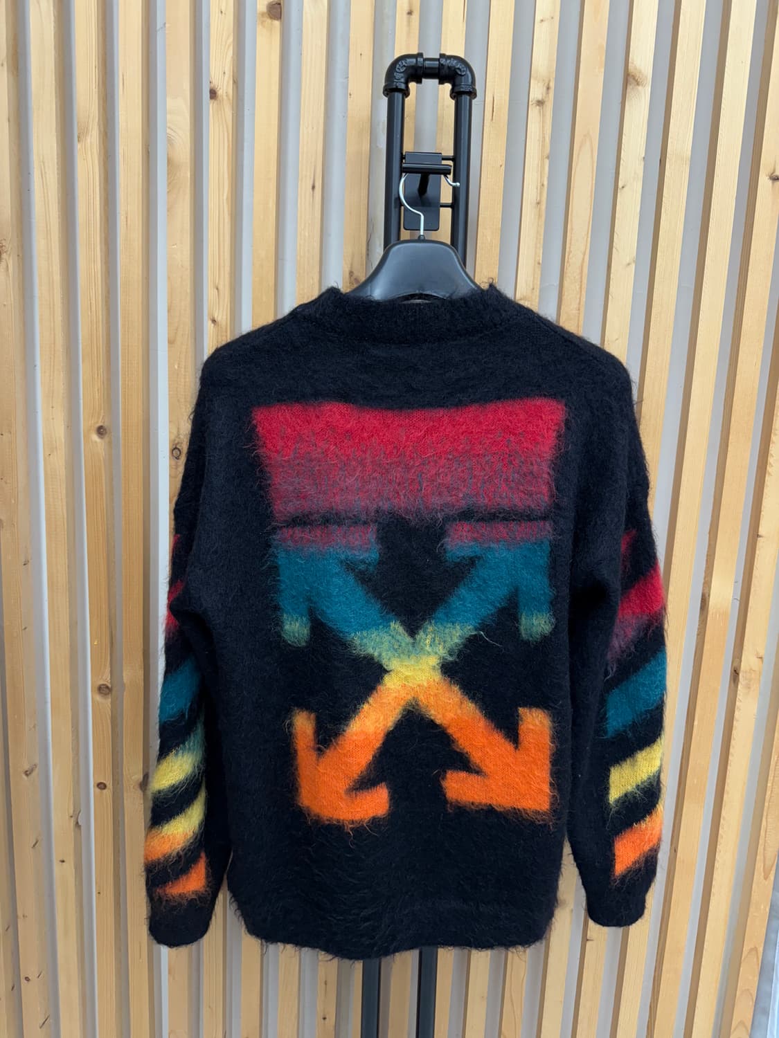 오프화이트 모헤어 니트 상품이미지1