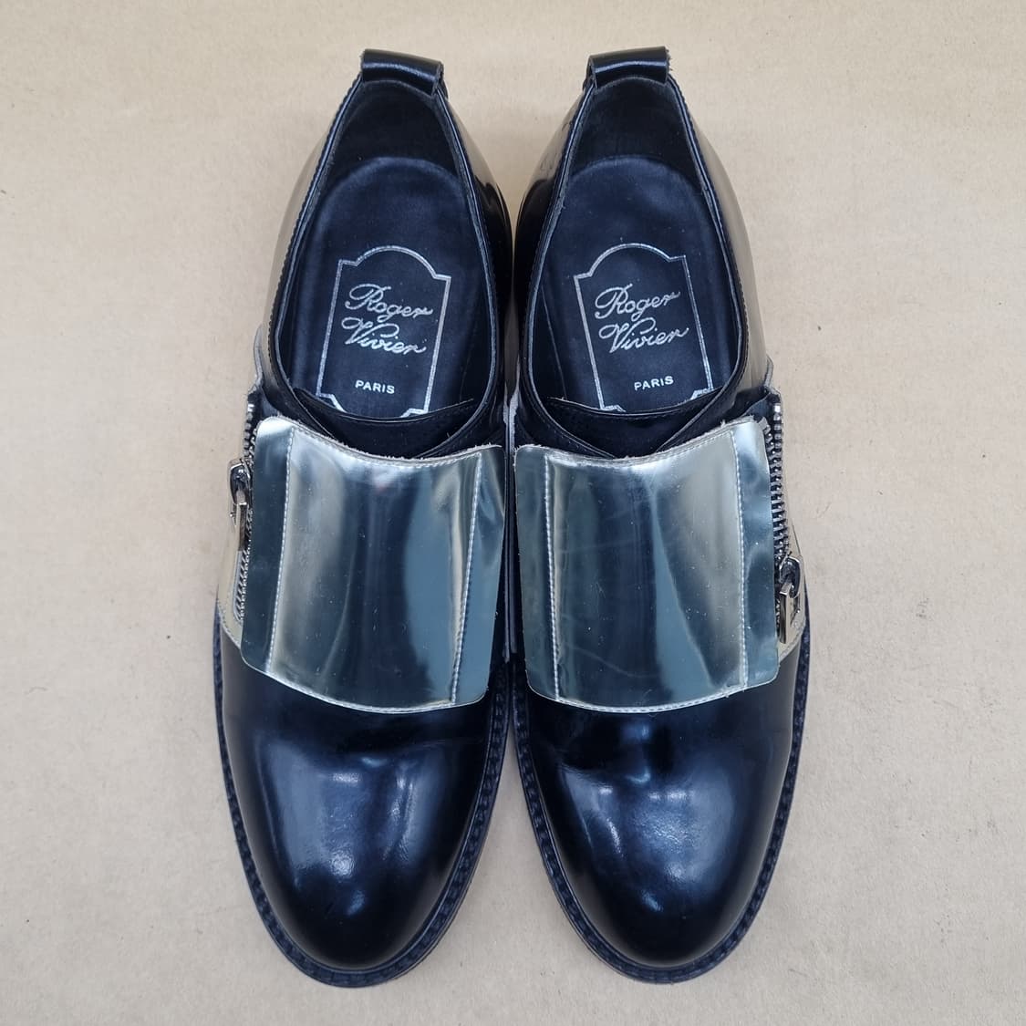 로저비비에 여성블랙 실버 지퍼 로퍼 235 상품이미지2