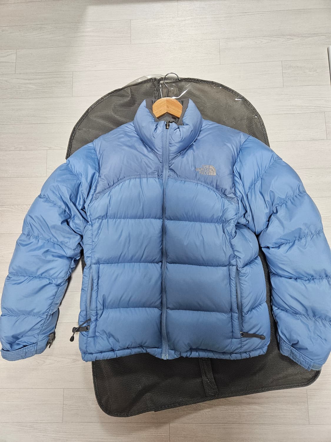 노스페이스 눕시 켄달제너 스카이블루 M 상품이미지2