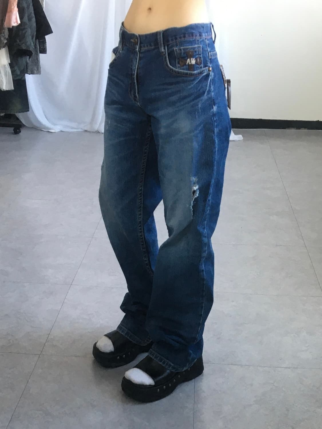 Back pocket cross point denim pants 상품이미지9