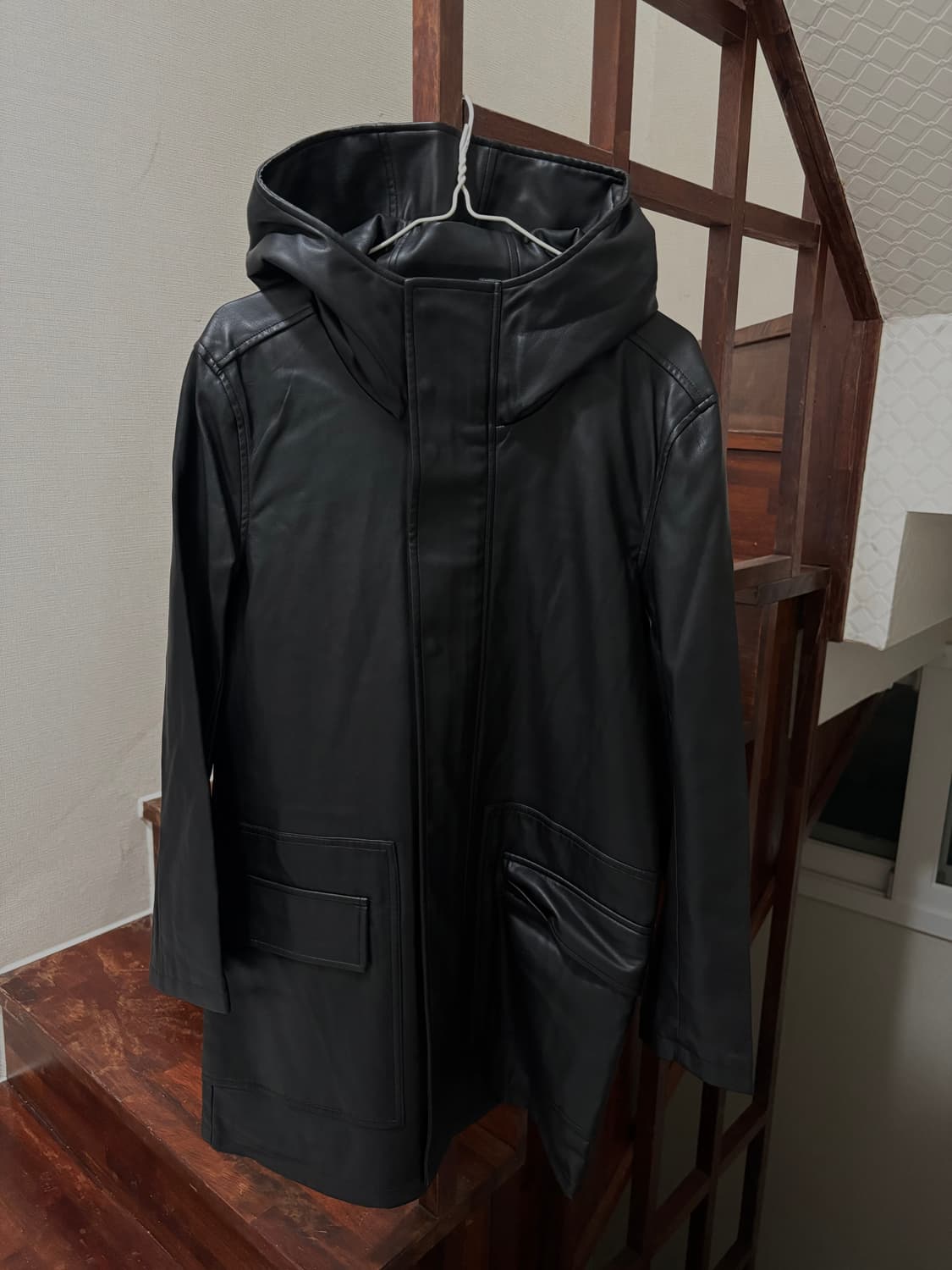 No id 레더 후드 코트 상품이미지2