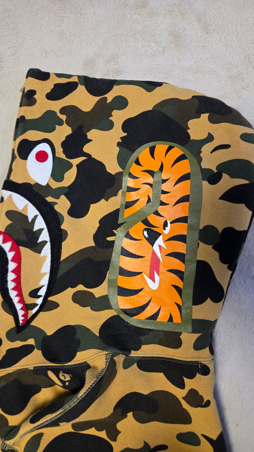 베이프 반반카모 샤크후드 2XL 상품이미지3