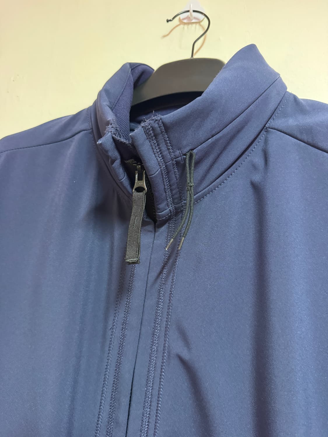 스톤아일랜드 소프트쉘 바람막이 XXL 네이비 상품이미지3