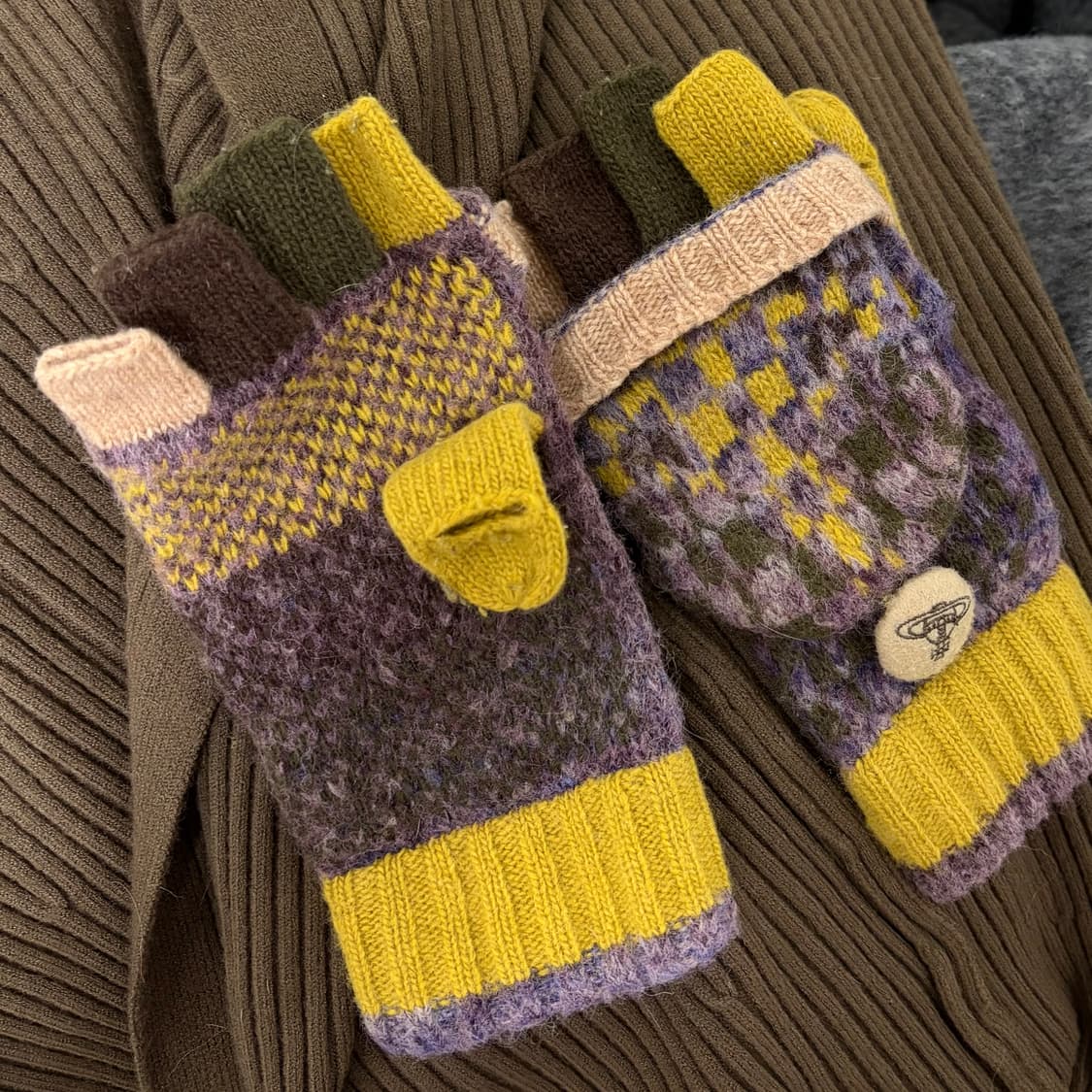 비비안웨스트우드 투웨이 장갑 상품이미지2