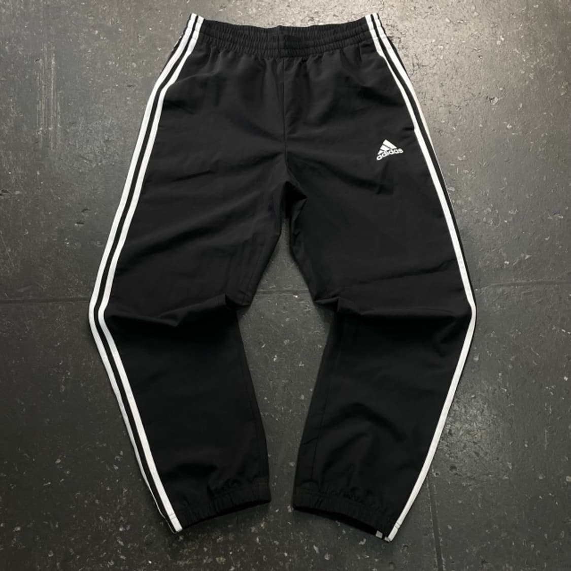 105 아디다스 나일론 팬츠 상품이미지1