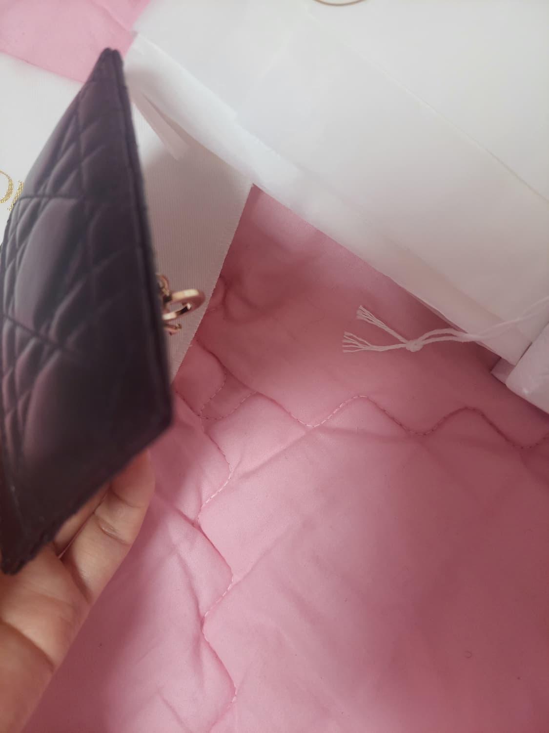 정품)급처미사용새상품!디올 마지막내림 리본보우 레이디디올프리지아 카드지갑 상품이미지8