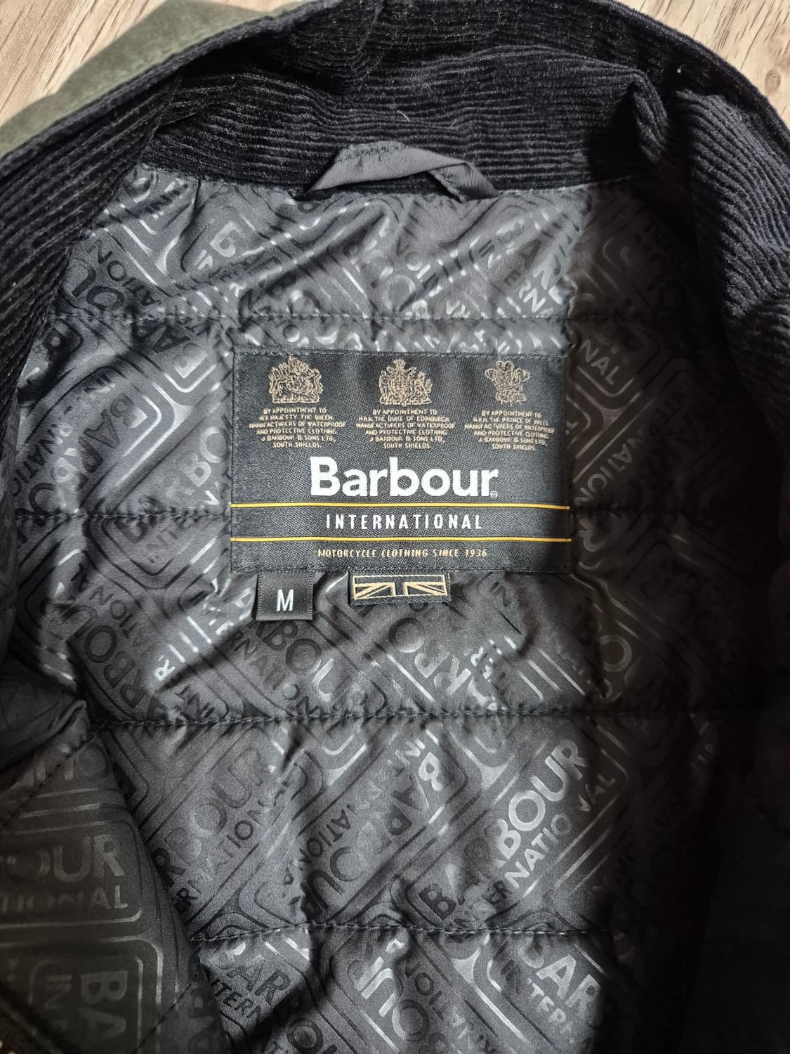 바버 블랙웰 왁스 자켓 M (100) 상품이미지5